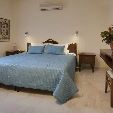 Luxury إسترو
