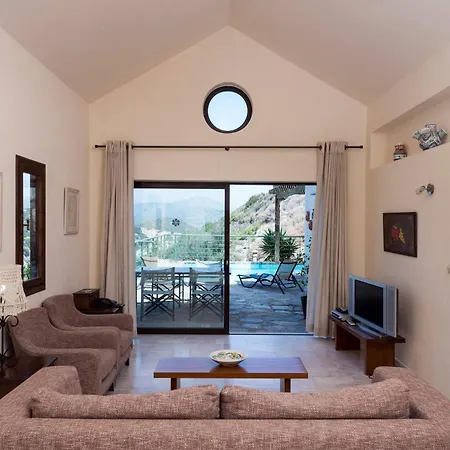 Villa Luxury Istron