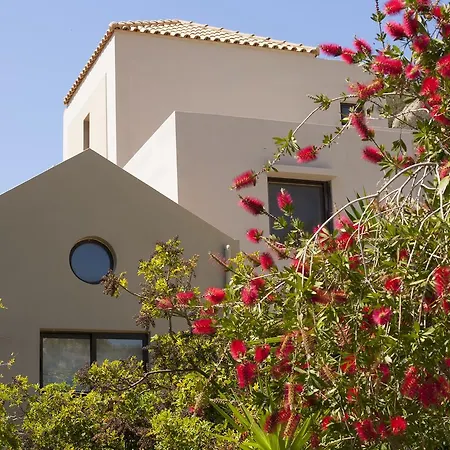 Luxury Villa *